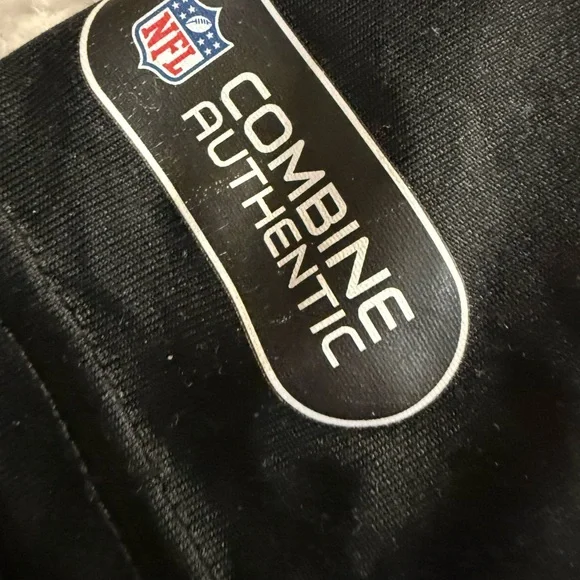 ⭐️ 3/$20 Under Armour Men's Black Pittsburgh Steelers T-Shirt NFL combine sz L - Picture 2 of 5